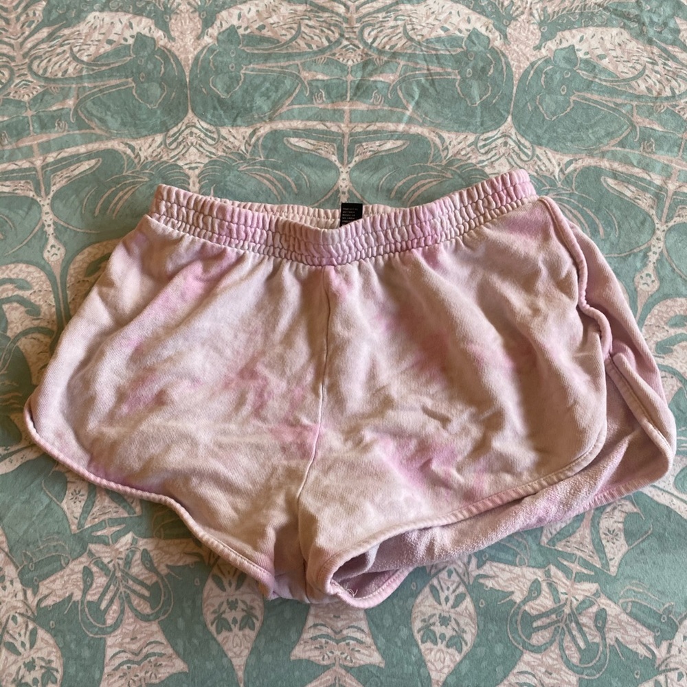 Size Small tie-dye shorts from Forever 21❤️❤️